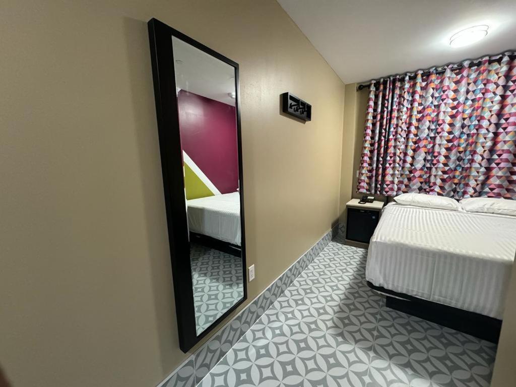 Moon Hotel Brooklyn Nueva York Exterior foto